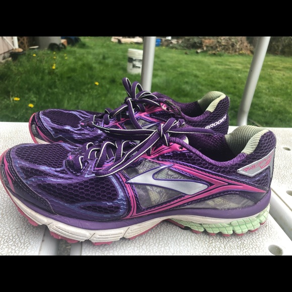 brooks ravenna 5 purple